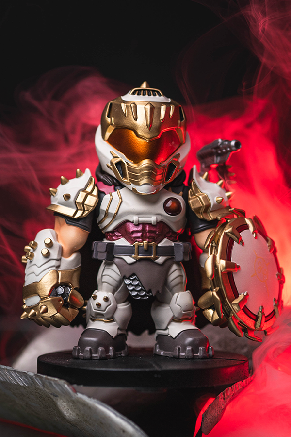 Doom: The Dark Ages Slayer Mini Collectible Figure (Divinity Variant)