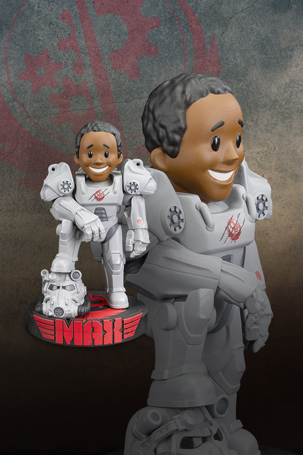 Fallout Series Maximus Vinyl Figure By Dark Horse